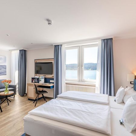 Strandhotel Loechnerhaus Reichenau Buitenkant foto