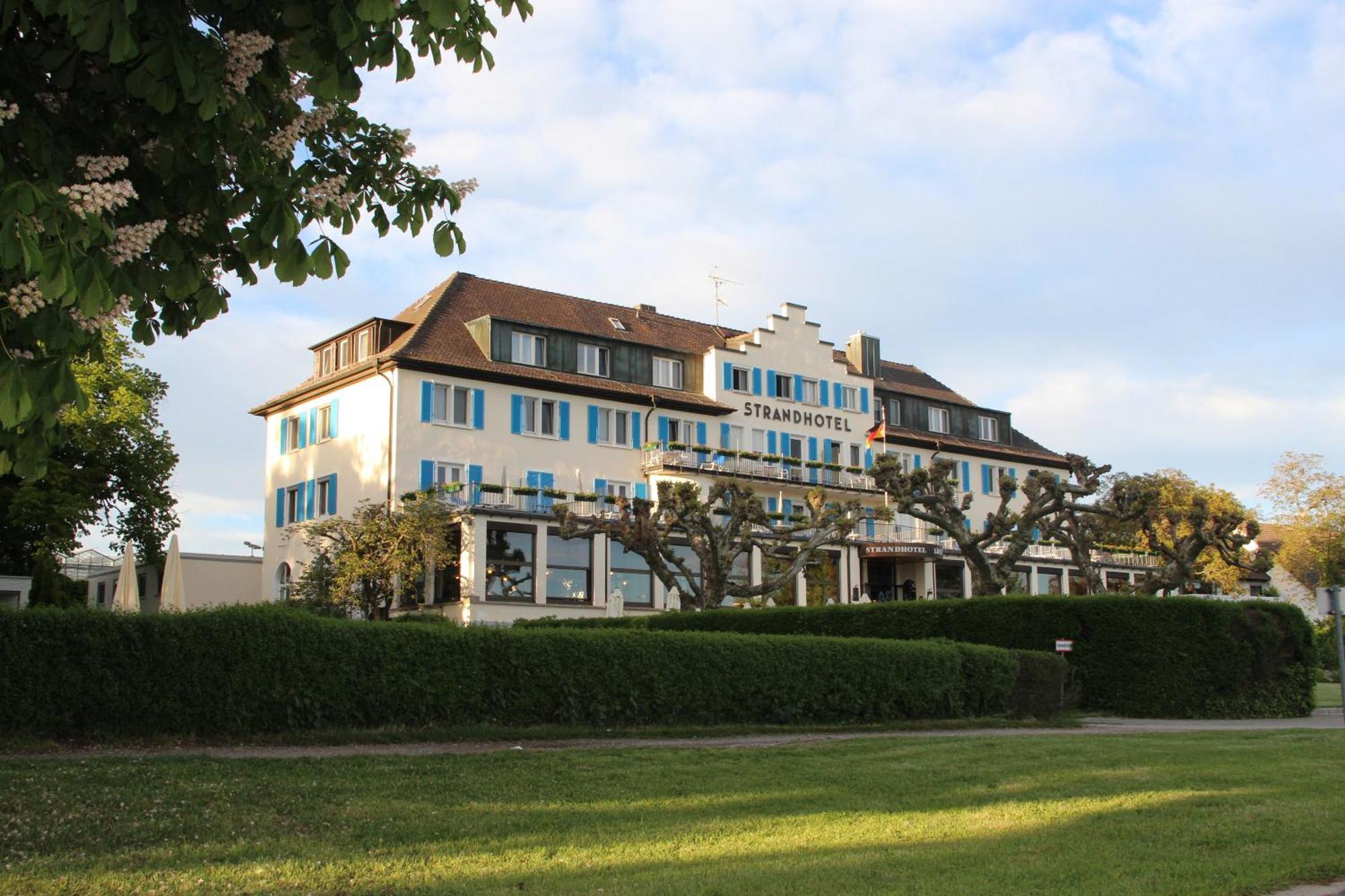 Strandhotel Loechnerhaus Reichenau Buitenkant foto