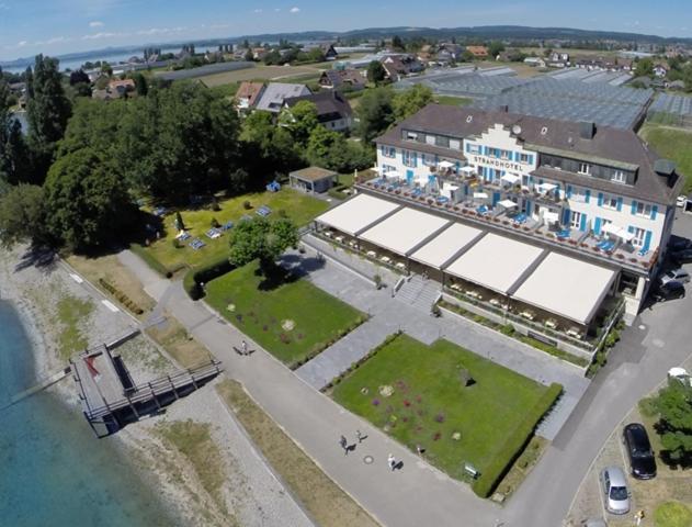 Strandhotel Loechnerhaus Reichenau Buitenkant foto
